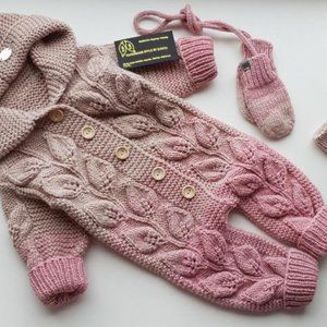Children's clothes for newborns